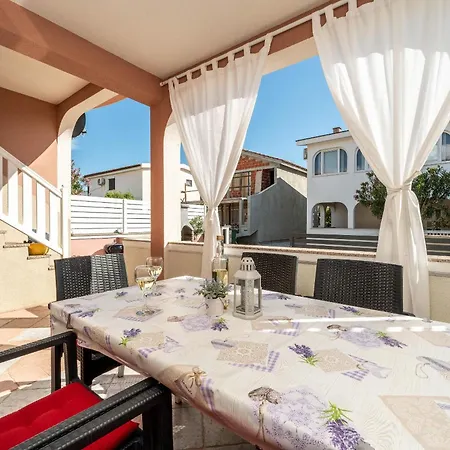 Sinanovic Apartament Vir