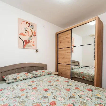 Apartament Sinanovic Vir