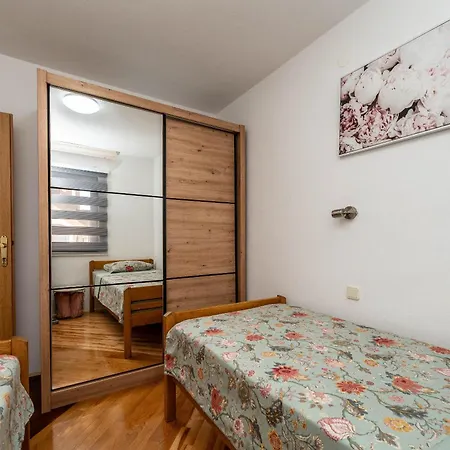 Sinanovic Apartament Vir